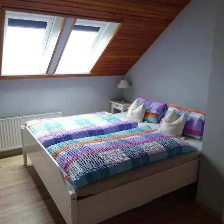 Miramar Bed and Breakfast 3*