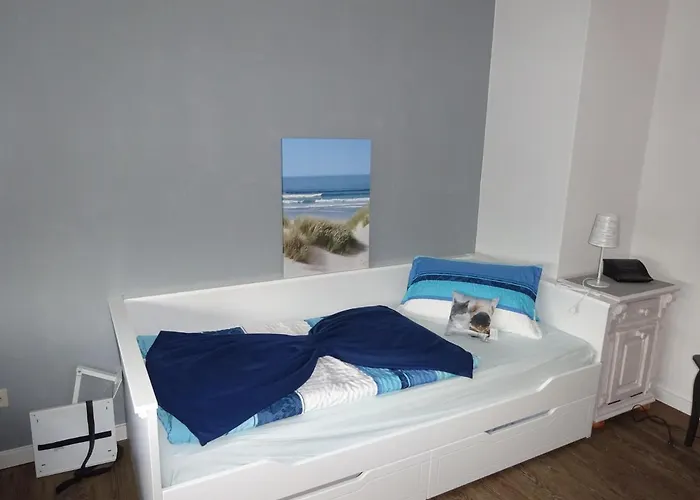 Miramar Bed & Breakfast