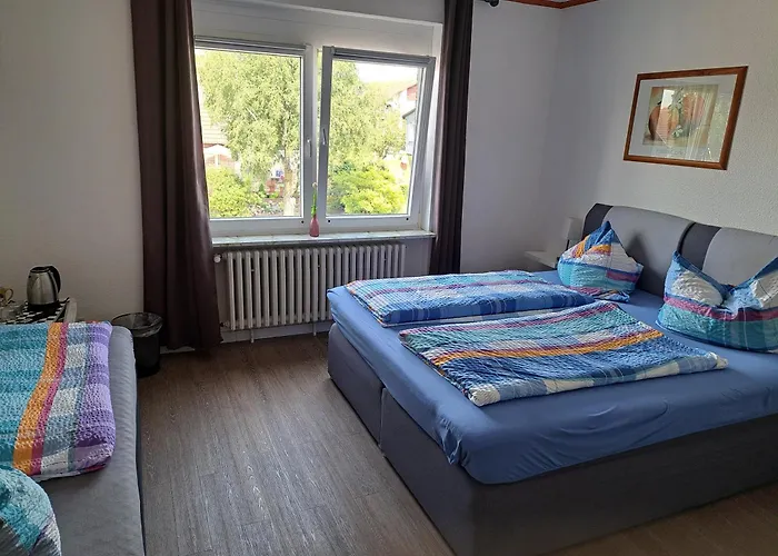 Miramar Bed & Breakfast